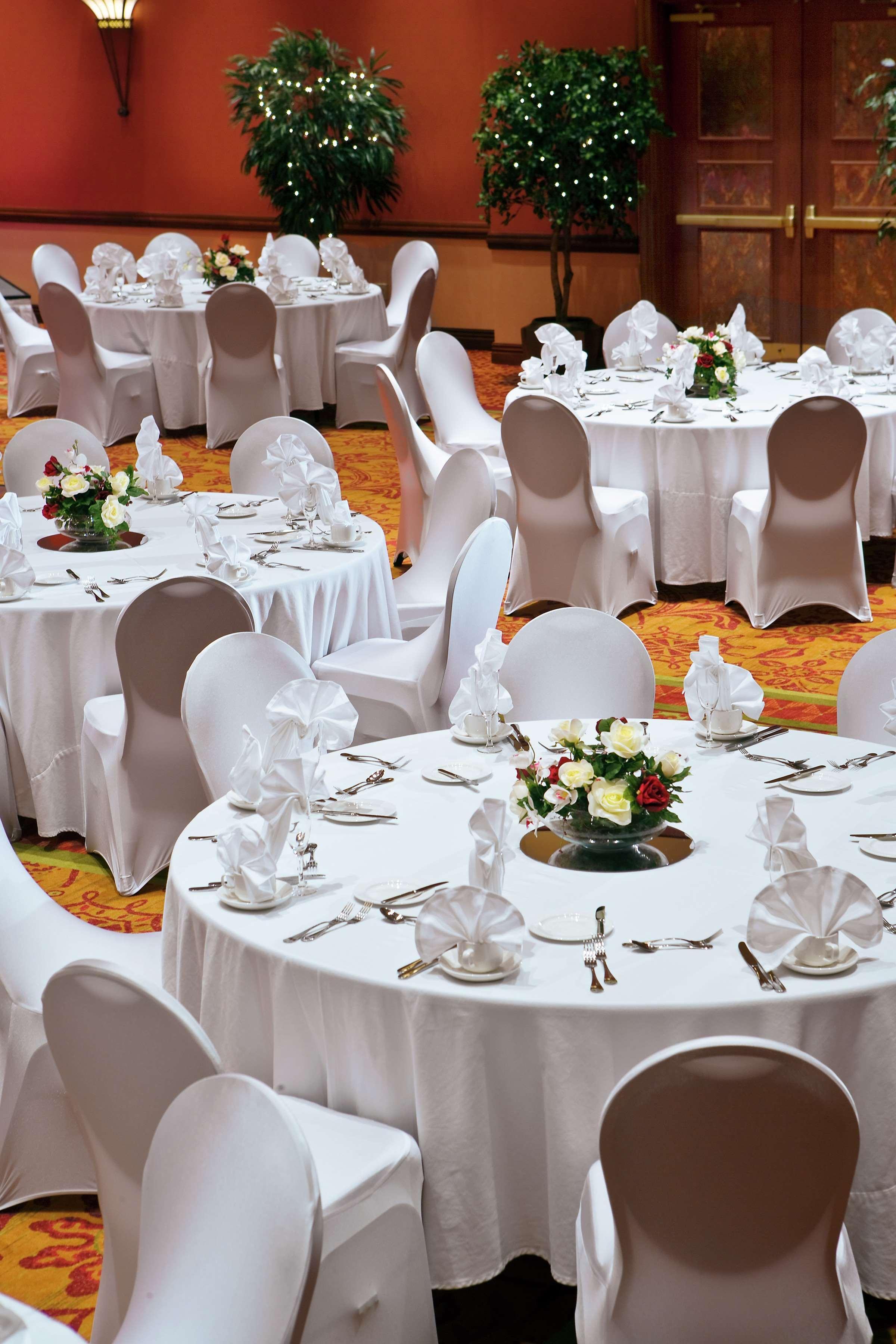 Embassy Suites By Hilton Norman Hotel & Conference Center Экстерьер фото